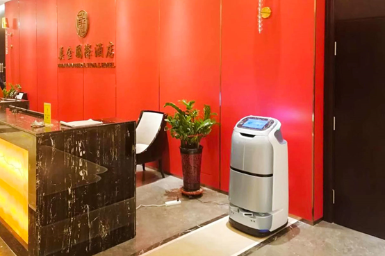 酒店行業(yè)迎來新突破，機器人賦能行業(yè)智慧轉(zhuǎn)型