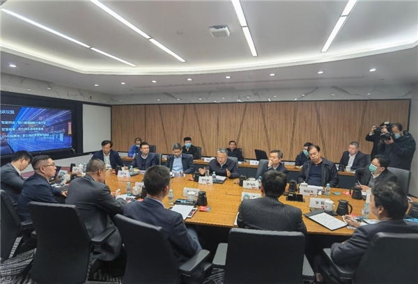 商丘市委書記李國勝、市長擺向陽來訪聯(lián)想洽談聯(lián)想·深慧視項(xiàng)目