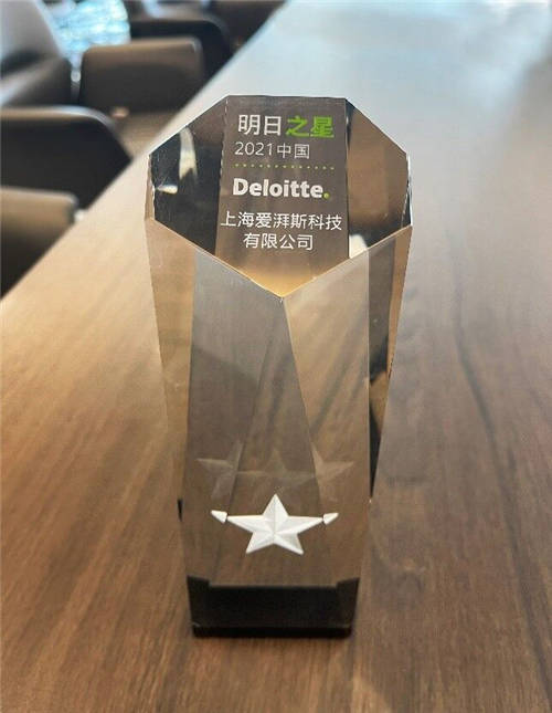 筑夢之火，千仞之勢 