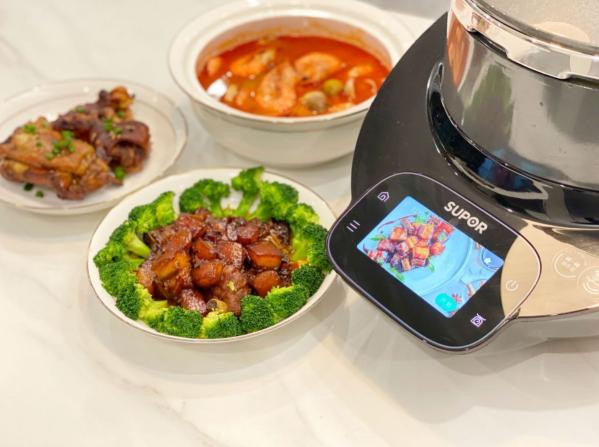 用自動(dòng)炒菜機(jī)做出來的美食，我簡(jiǎn)直都不敢相信能那么美味！