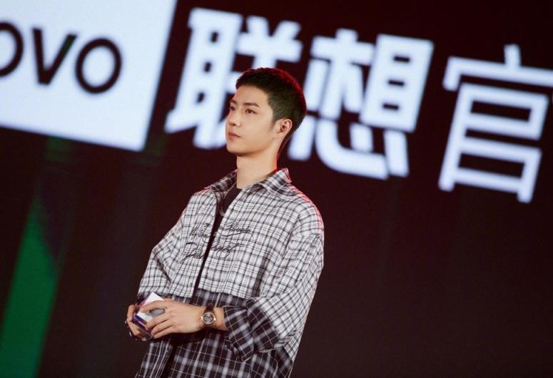 王一博續(xù)約聯(lián)想品牌代言人，2022繼續(xù)敢想敢搏！