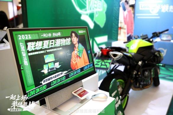 王一博續(xù)約聯(lián)想品牌代言人，2022繼續(xù)敢想敢搏！