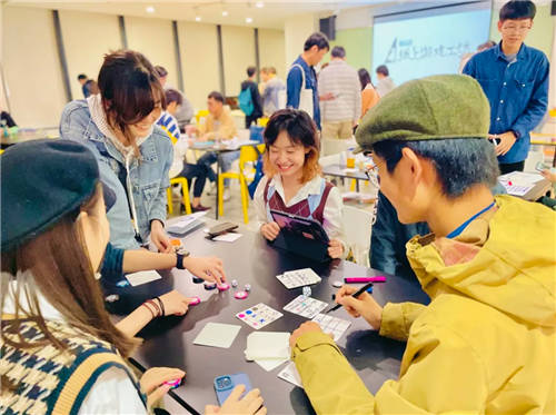 游戲化演繹碳故事，同濟大學(xué)設(shè)計創(chuàng)意學(xué)院“可持續(xù)設(shè)計理念”結(jié)課