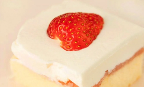 21cake好不好？選一款浪漫蛋糕送給心愛的她