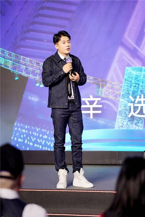 熱衷公益的辛巴辛有志，堅守多樣性原則見成效