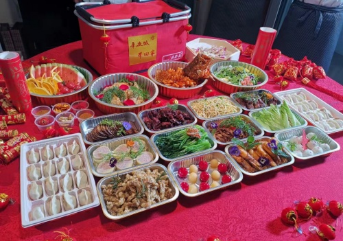 順豐同城聯(lián)合百大餐飲品牌打造年夜飯專(zhuān)送，助力萬(wàn)家團(tuán)圓！
