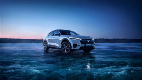 比亞迪電池供應(yīng)趨穩(wěn)，福特Mustang Mach-E交付縮短至6周