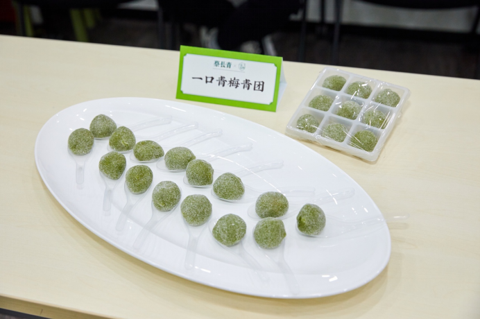 萬物皆可“團(tuán)” 燕窩、腌篤鮮、小龍蝦……青團(tuán)來了 叮咚買菜日銷20000份
