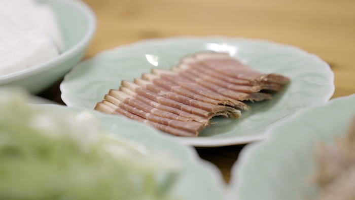 拼多多店鋪內(nèi)快速而美味的預(yù)制烹飪料理，使金華火腿的知名度、食用便捷性雙雙提升.jpg