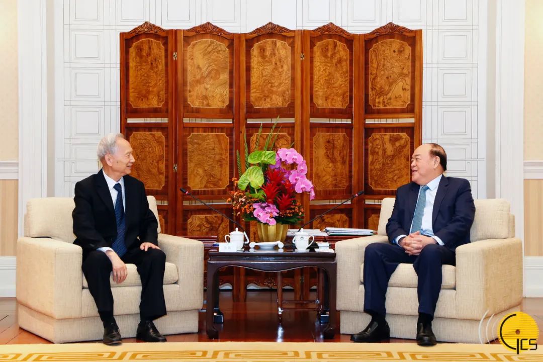 澳門特首會見中國科學(xué)院院士、清華大學(xué)張鈸教授一行.jpg