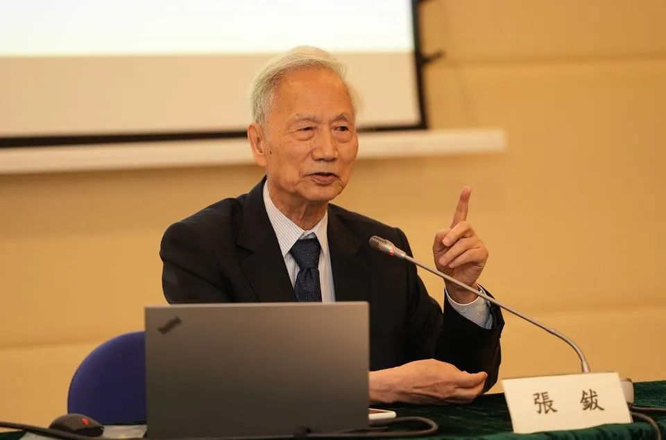 中國科學(xué)院院士、清華大學(xué)張鈸教授.jpg