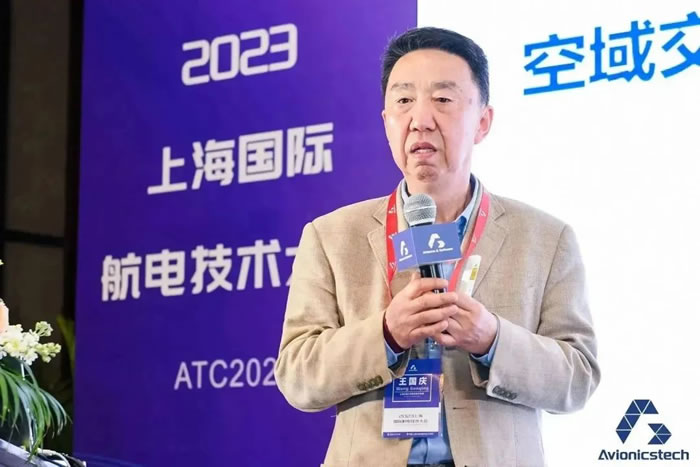 王國慶.jpg