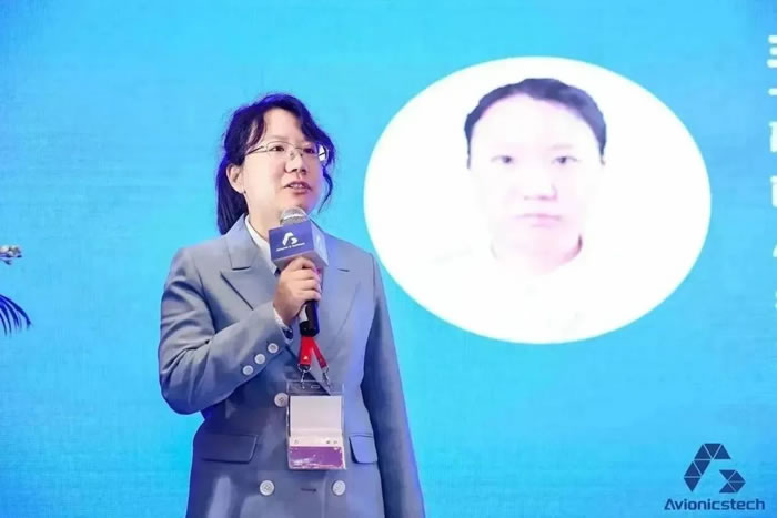 王璐.jpg
