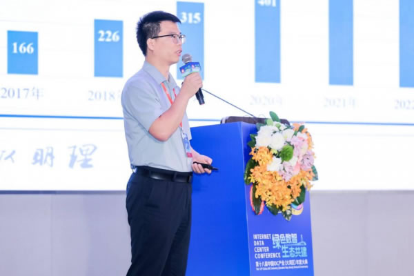 北京理工大學(xué)能源與動(dòng)力工程系副教授、博導(dǎo)、副所長王永真教授.jpg
