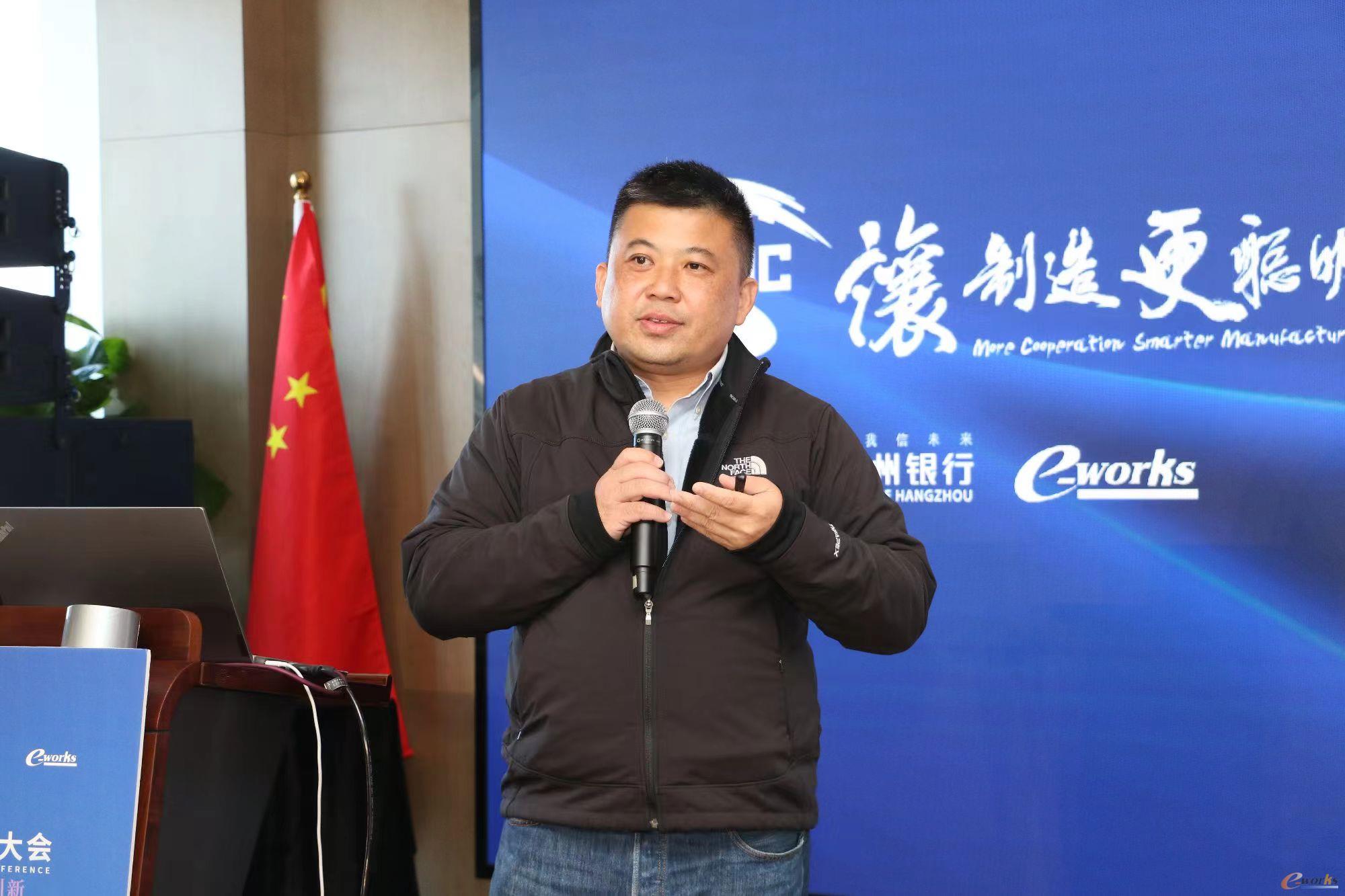 圖8 東盟工程與技術(shù)科學(xué)院院士、馬來西亞智能工業(yè)協(xié)會(huì)主席陳志輝
