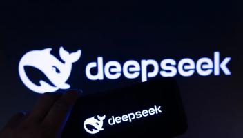 “流量波動(dòng)”下的DeepSeek：東南亞機(jī)遇顯現(xiàn)，但觀望心態(tài)未解