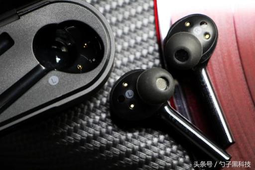 這個(gè)圣誕太給力！ TWS真無(wú)線藍(lán)牙耳機(jī)HUAWEI FreeBuds 2 Pro值得關(guān)注