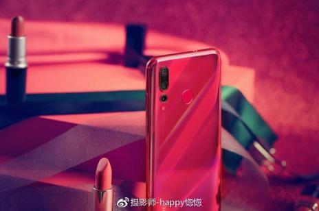 華為nova4圖賞：熱戀般的蜜語紅，甜蜜絢爛