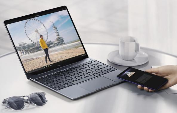 華為MateBook 13筆記本圣誕節(jié)開售：不為犒勞自己，只為贏戰(zhàn)來年！