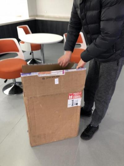賣到斷貨的黑科技智能騎行旅行箱終于入手了！