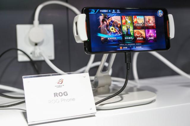 聚焦2019 CES：手機(jī)黑科技扎堆京東，新品首發(fā)值得期待