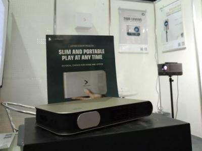 樂盼達(dá)智能投影登陸2019美國CES消費(fèi)電子展