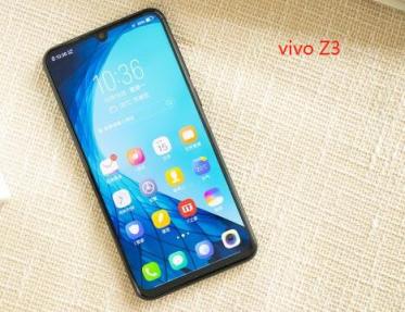 過年換機 看完聯(lián)想Z5s、榮耀 Play、vivo Z3對比就知道買哪款了