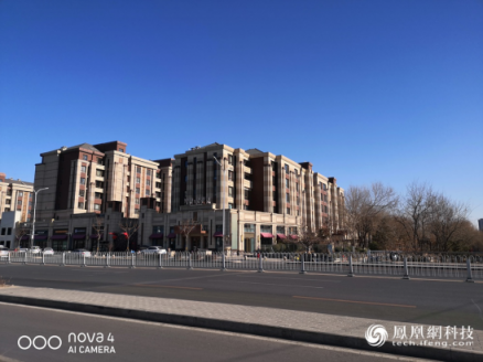 華為nova4評測：外觀時尚 極點(diǎn)全面屏更添科技感 