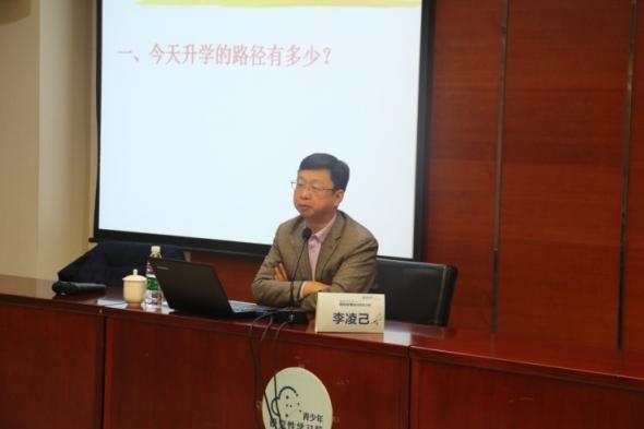 載行囊而來，滿載而歸