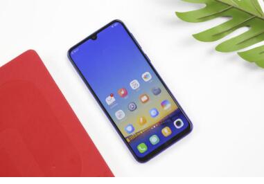vivo Z3i 標(biāo)準(zhǔn)版全面評測：水滴屏幕彰顯時尚，強(qiáng)勁配置帶來酣暢體驗(yàn)