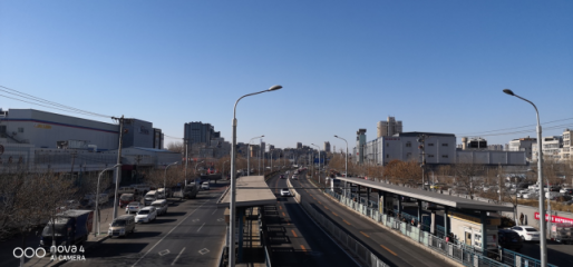 開學季智能手機那么多，為什么華為nova4如此受歡迎