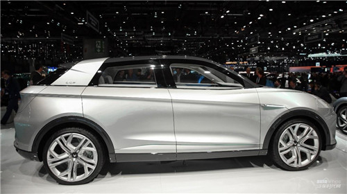 ARCFOX三款車型全球首發(fā)，開(kāi)啟引領(lǐng)新能源汽車2.0時(shí)代征程