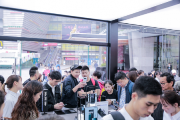 深圳三星蓋樂(lè)世高端體驗(yàn)館開(kāi)幕 帶你玩轉(zhuǎn)Galaxy S10