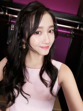 華為nova 4e倒計時海報少女感爆棚，3200萬前置還原每一份靚麗