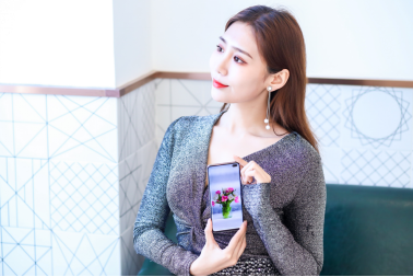 首銷告捷！三星Galaxy S10系列最美白綠成爆款