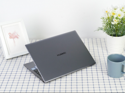 新款HUAWEI MateBook X Pro智慧升級，專業(yè)性能更高效