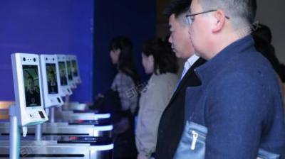 人臉識(shí)別、電子簽約、智能接待等經(jīng)銷商大會(huì)中的實(shí)踐應(yīng)用