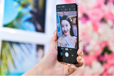 三星Galaxy S10+與華為P30Pro誰(shuí)是真正的“拍照神器”？