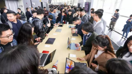 全時(shí)在線，智慧連接，全新HUAWEI MateBook E布局未來