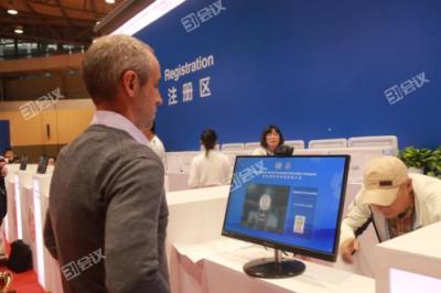顏值即正義，人臉識(shí)別簽到成會(huì)議主辦方新寵兒