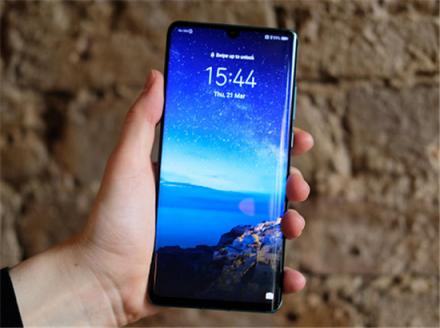英國頂尖科技媒體Stuff測評華為P30 Pro，打出5星滿分！