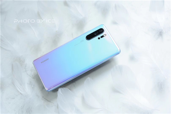 華為P30天空之境領(lǐng)銜，2019最值得入手的時(shí)尚單品