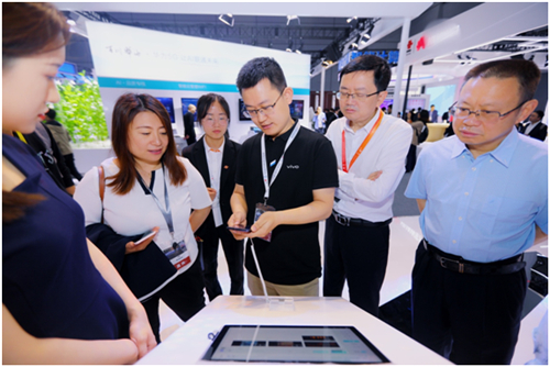 vivo三大動作協(xié)力中國聯(lián)通，共同推進5G商用進程站