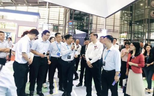 燃爆五月！捷停車聯(lián)合深圳交警亮相2019深圳智慧停車展會