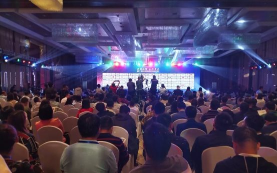 天地精華受邀參加“2019中國(guó)品牌日”系列活動(dòng)，為中國(guó)品牌代言！