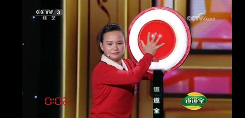 西瓜視頻創(chuàng)作人巧婦9妹登上央視《開(kāi)門(mén)大吉》，尼格買(mǎi)提：好喜歡你
