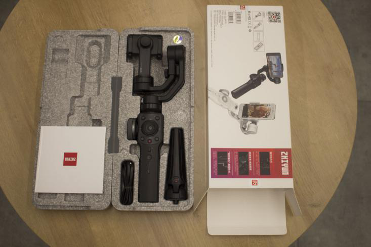2019年熱門手機(jī)穩(wěn)定器大疆osmo mobile 2、百諾P1、智云smooth4專業(yè)測(cè)評(píng)