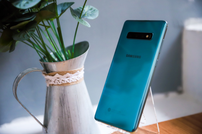 三星Galaxy S10系列厲害了! 除了屏幕創(chuàng)新，它還有這些優(yōu)勢(shì)