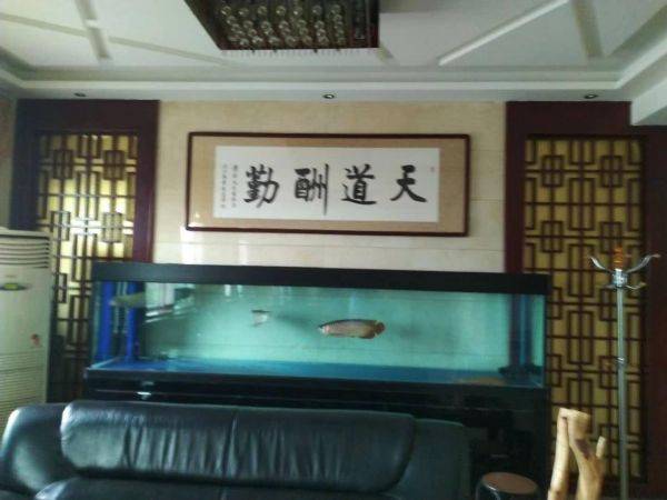 這些客廳裝飾畫，提升品位不說，還能凸顯文化韻味