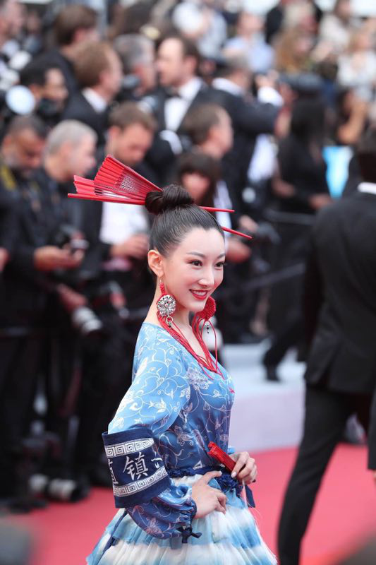小仙女吳茉彤亮相戛納電影節(jié)，演繹中國風(fēng)